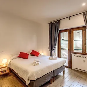 https://ml-apartment-ardesia-terrace.it-romehotels.com
